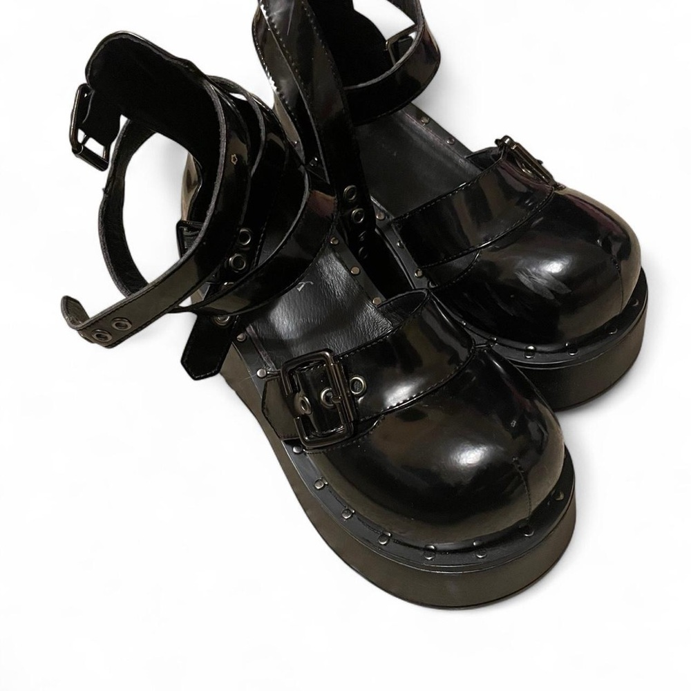 Black Platform Buckle Shoes - Picture 2 of 4
